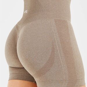 EMPOWER SEAMLESS SHORTS